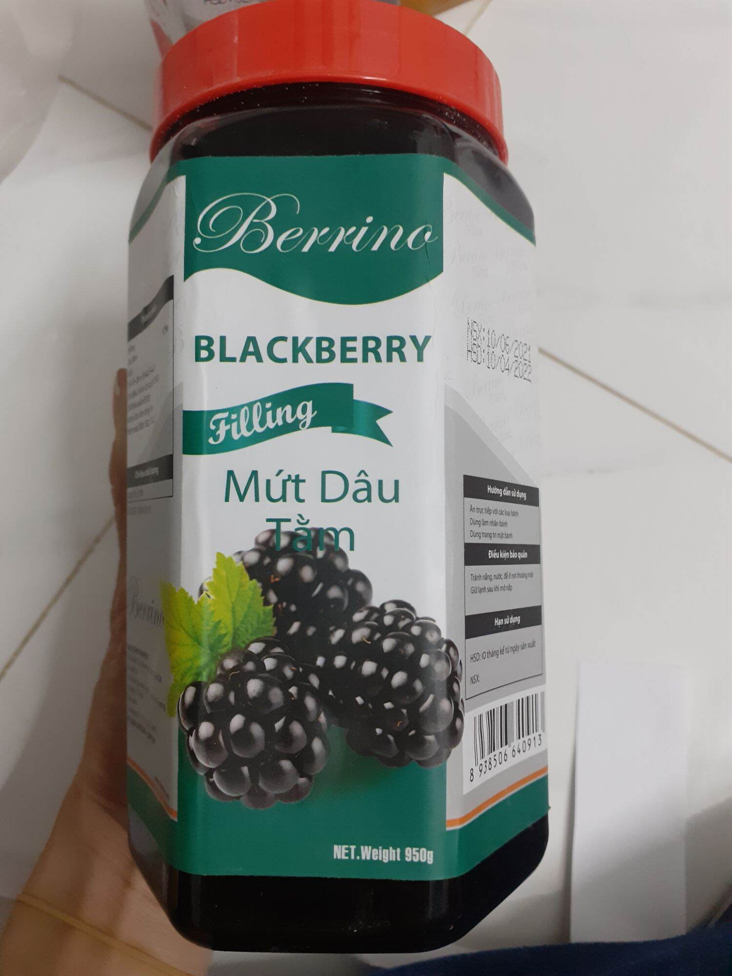 Mứt Berrino Dâu Tằm 950gr là mứt có xác, dùng làm nhân bánh hoặc trang trí bánh kem (GIAO NHANH HCM)