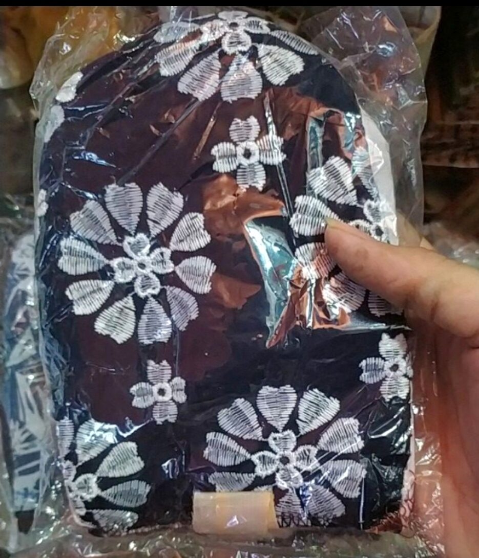 Một cặp nhắc nồi