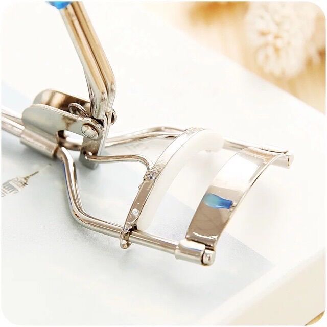[HCM]Kẹp Bấm Mi Siêu Cong Tiện Lợi