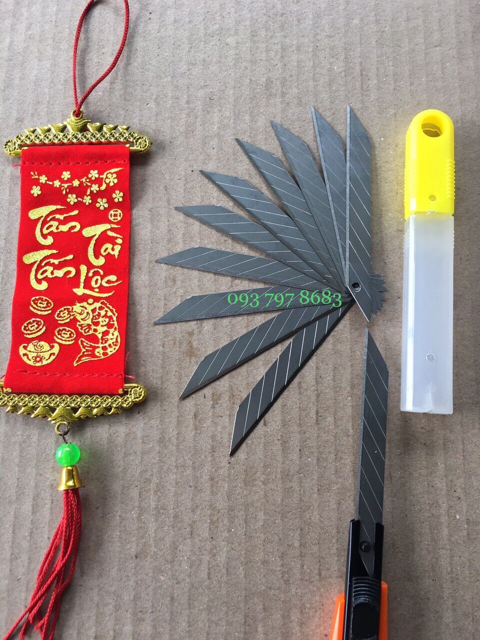 Combo dao rọc giấy mini Kapusi + lưỡi dao rọc giấy 30 độ