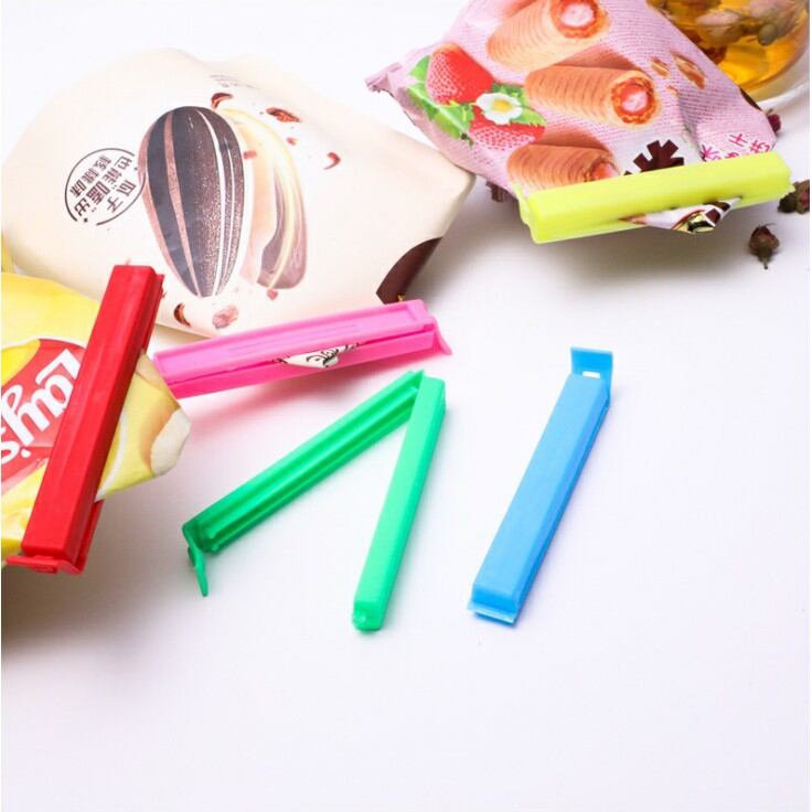 Dụng cụ kẹp miệng túi nylon