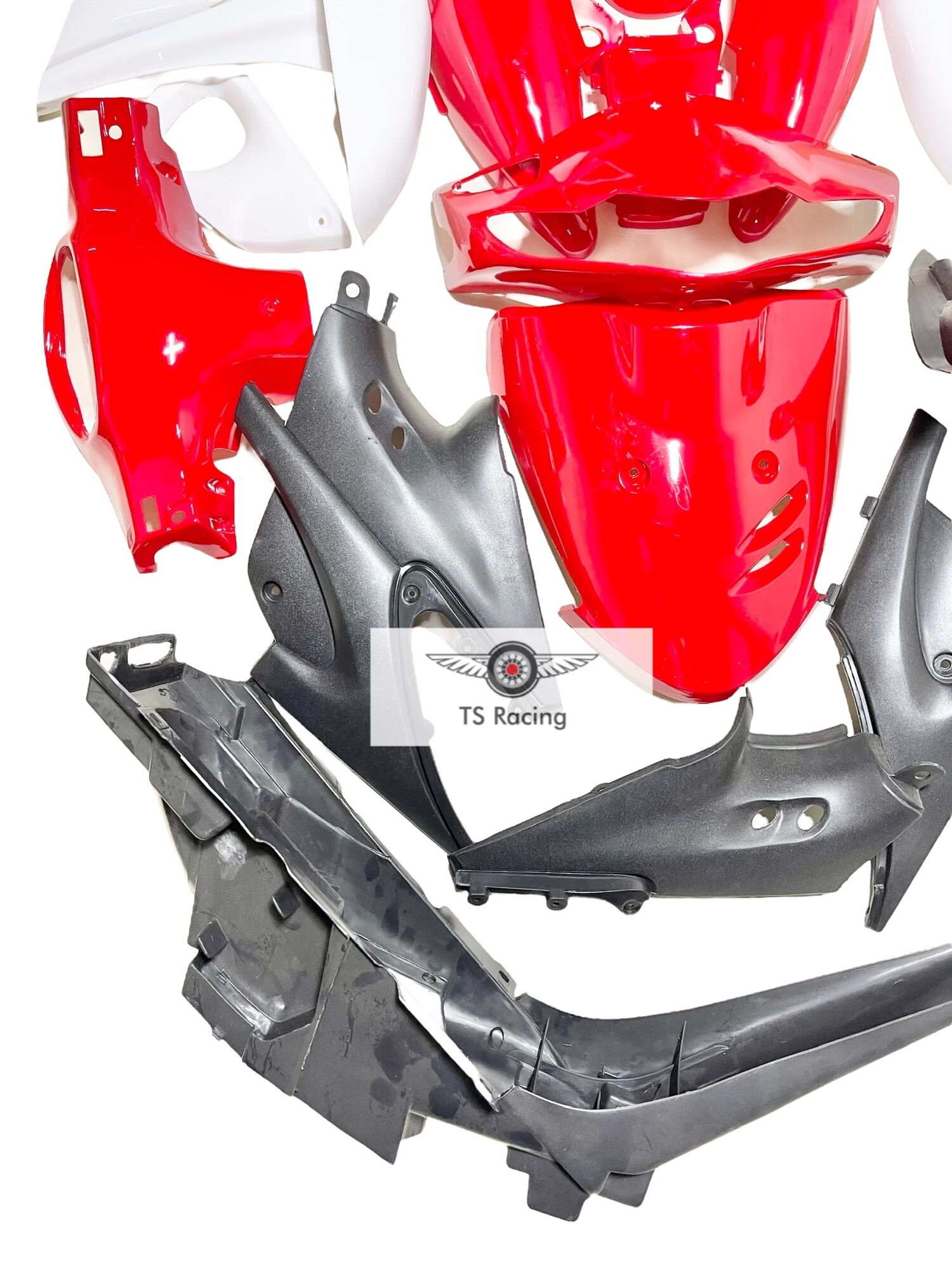 Dàn áo FX125 màu đỏ tươi