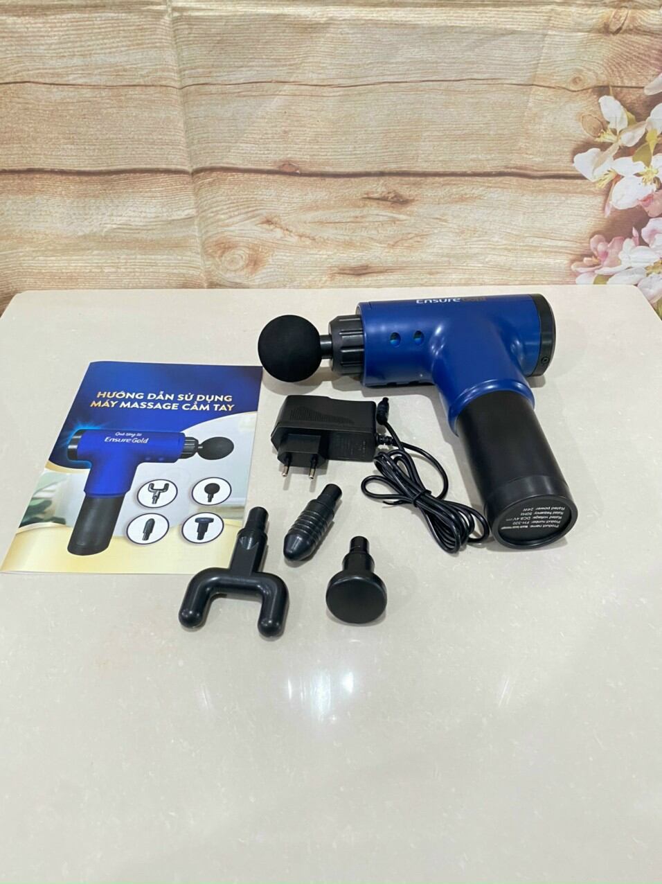 Máy massage cầm tay