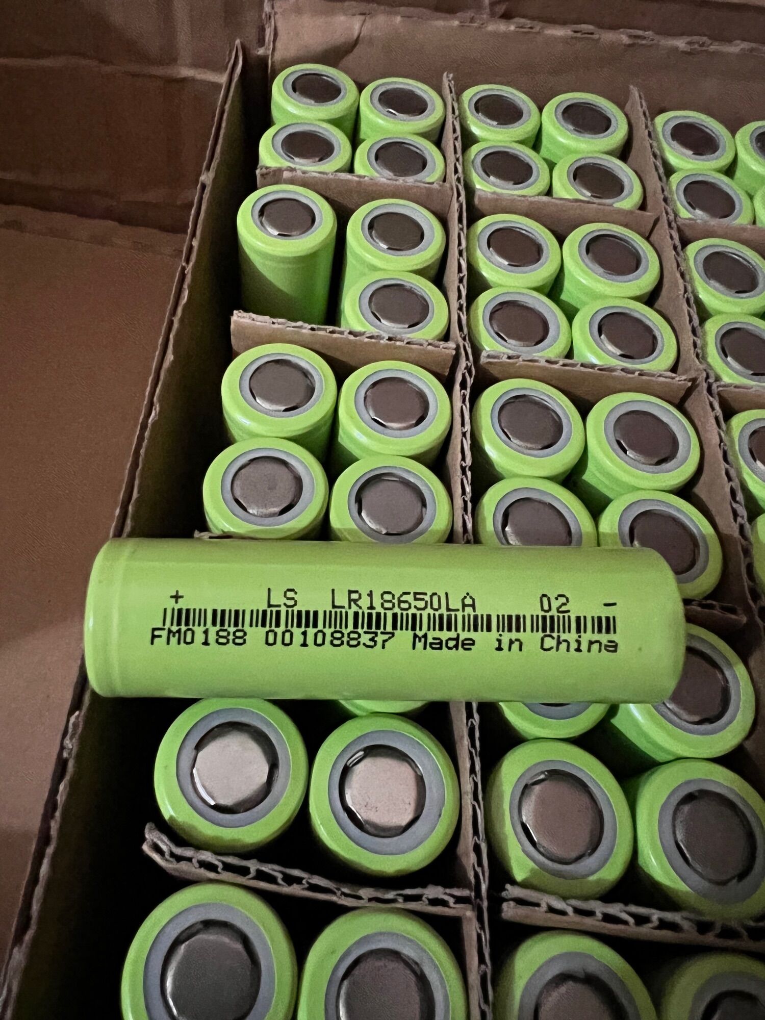 Pin lishen 2000mah dòng xả cao( hàng mới)
