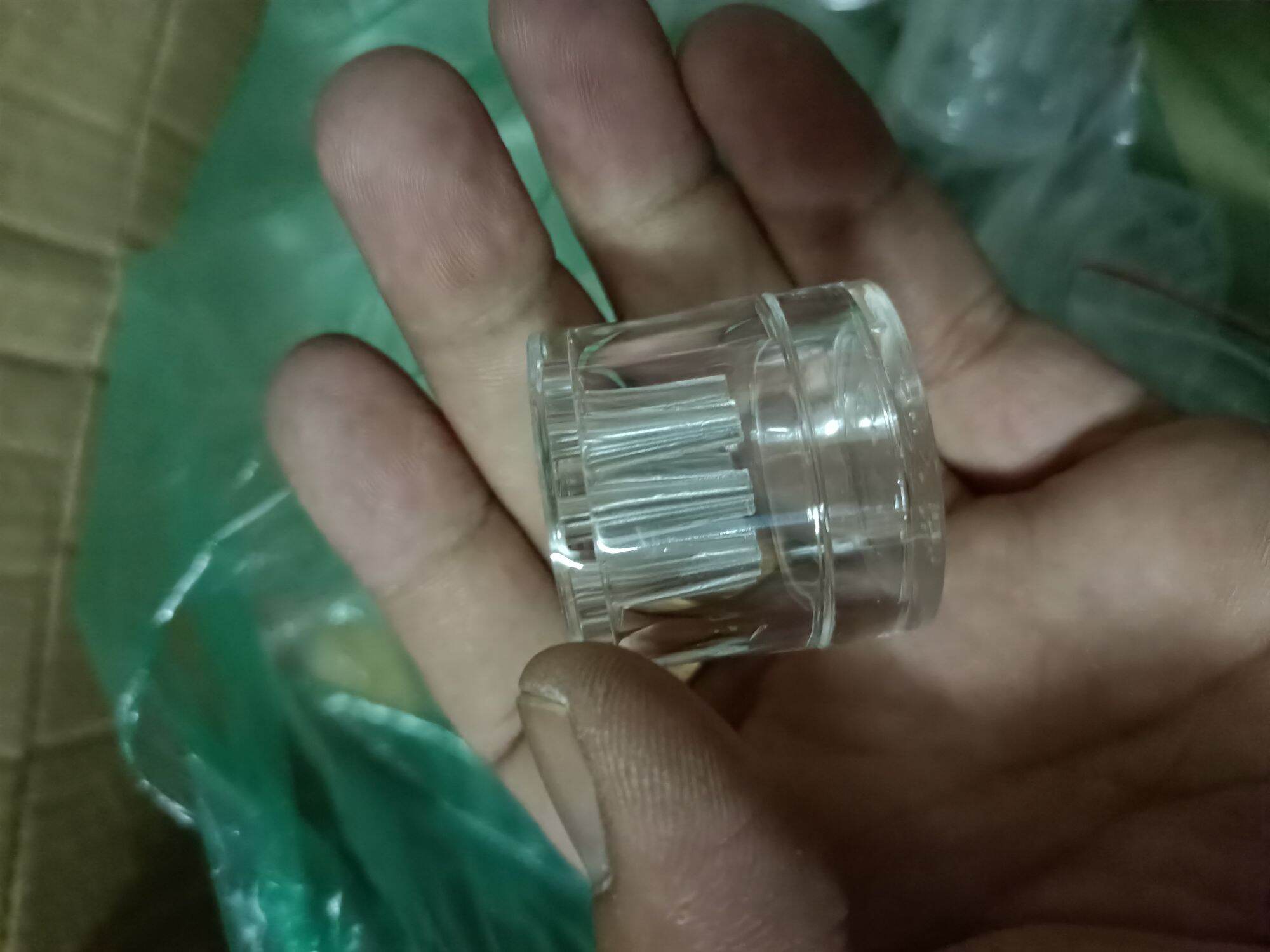 Bẫy Sán Nhựa 8 Lỗ
