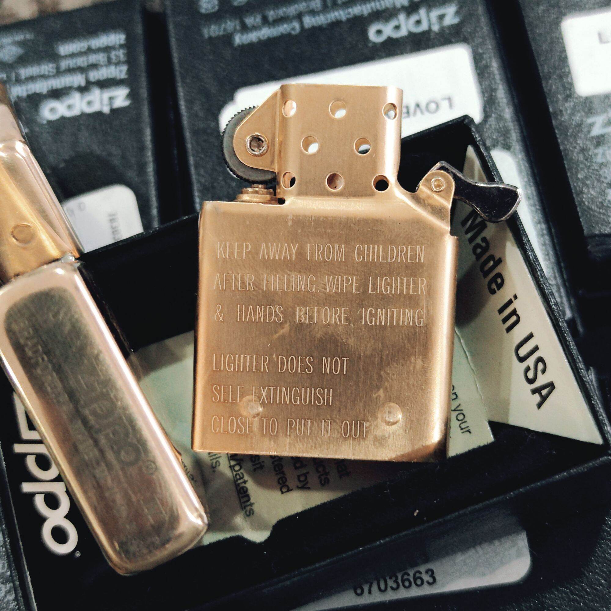 [HCM]Bật lửa Zippo tàu US NAVY - bản la mã 1988