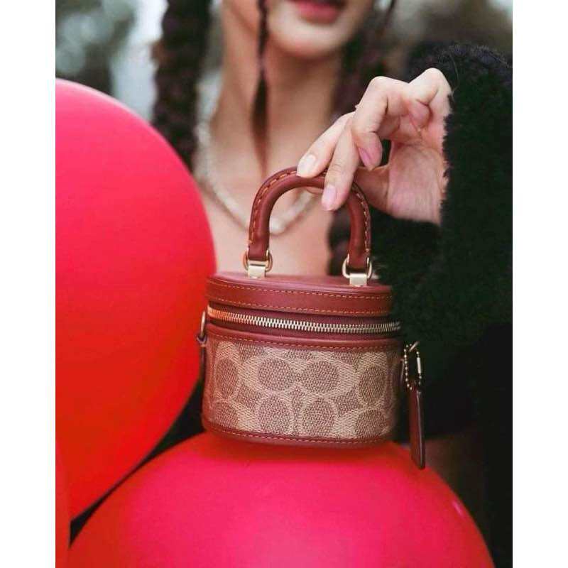 Túi đeo chéo mini Coach TRAIL 12 CROSSBODY nhỏ xinh