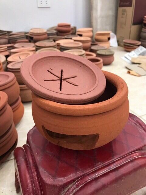 Bếp xông bồ kết,chanh ,sả.