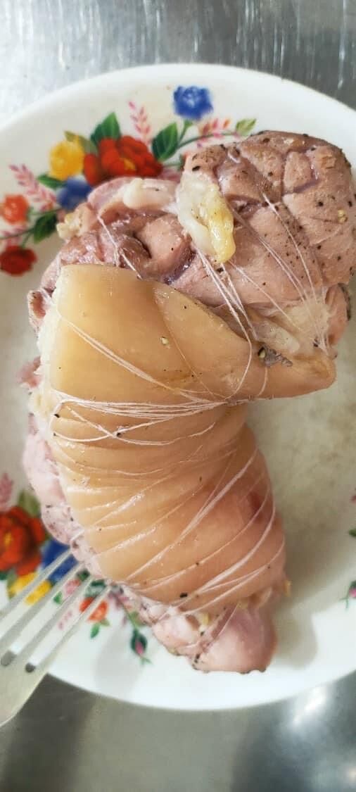 1kg Bắp giò Heo bó chỉ - lóc xương (hoả tốc 2h tphcm)