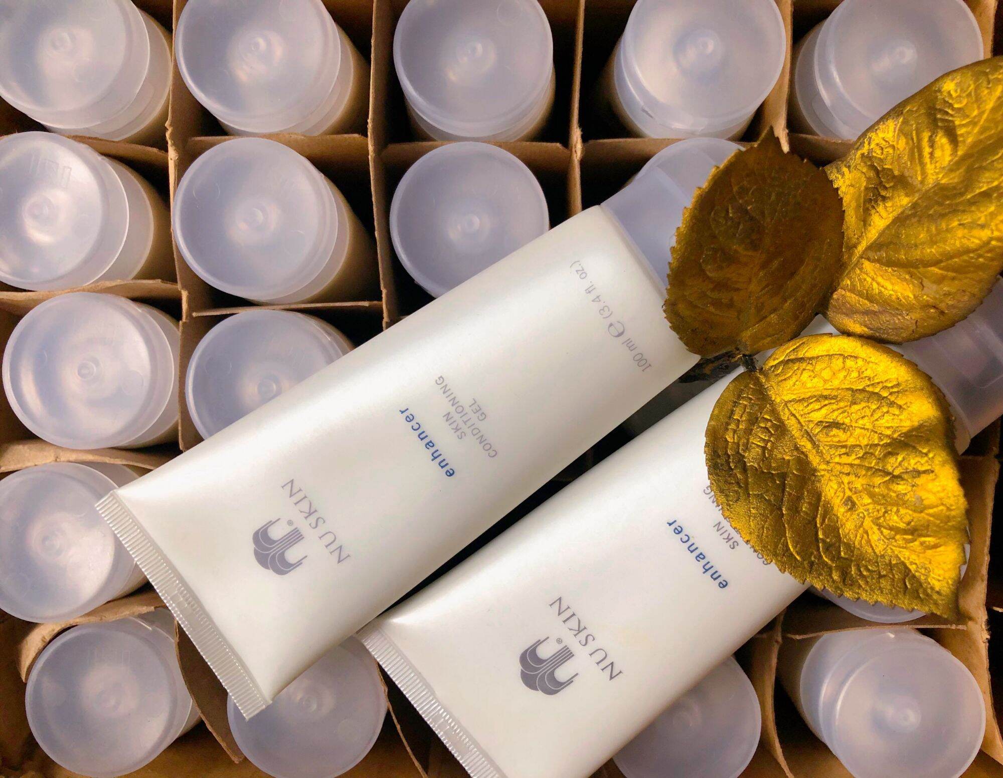 KEM DƯỠNG DA LÔ HỘI NUSKIN