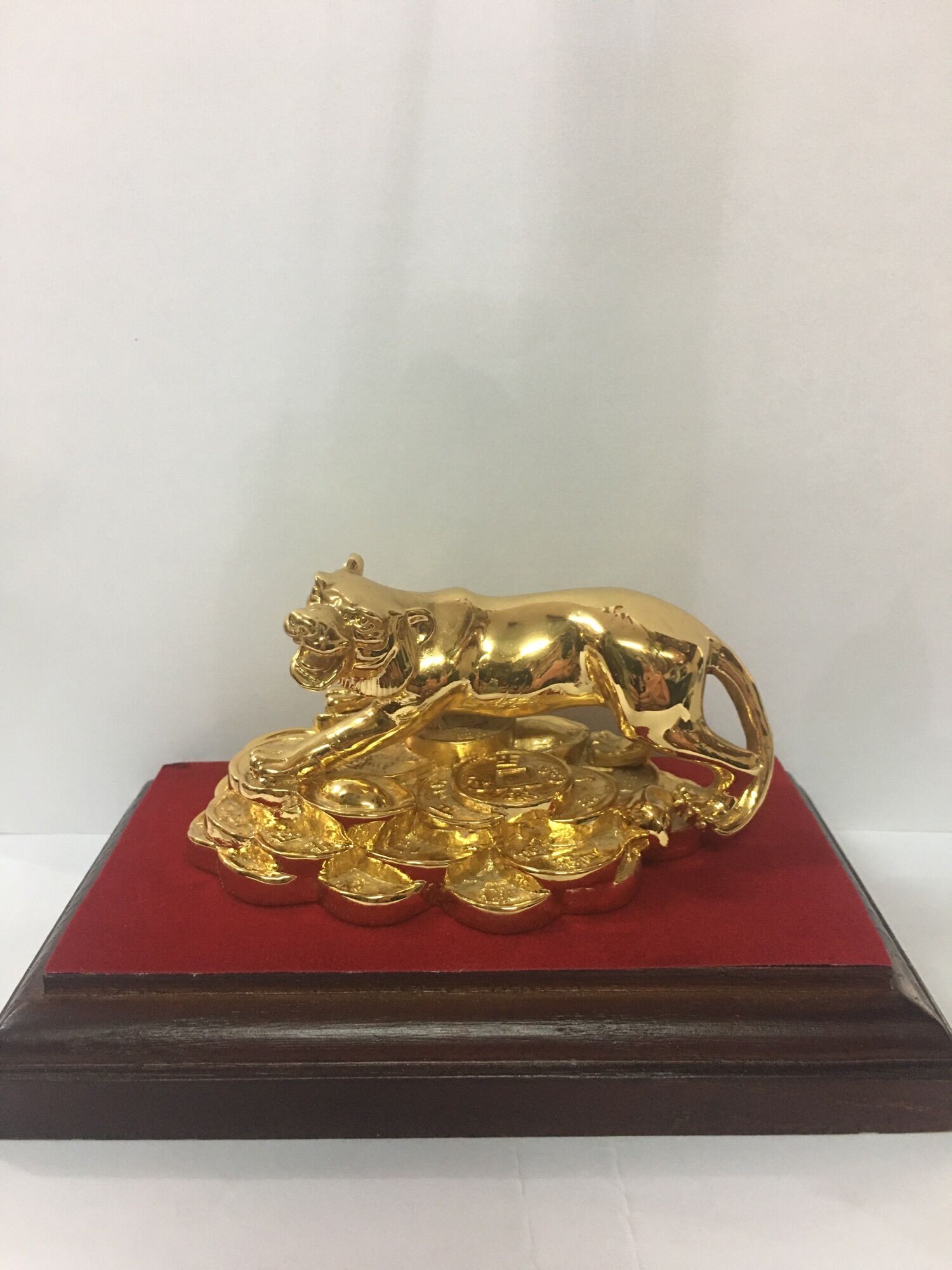 Tượng con Hổ mạ vàng 24k
