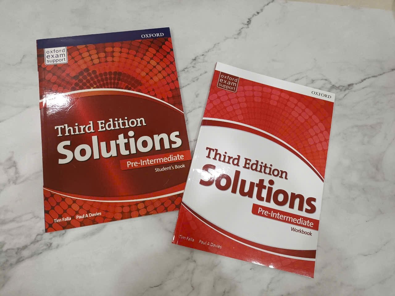 Solutions Pre-Intermedia (third edition) combo 2cuốn