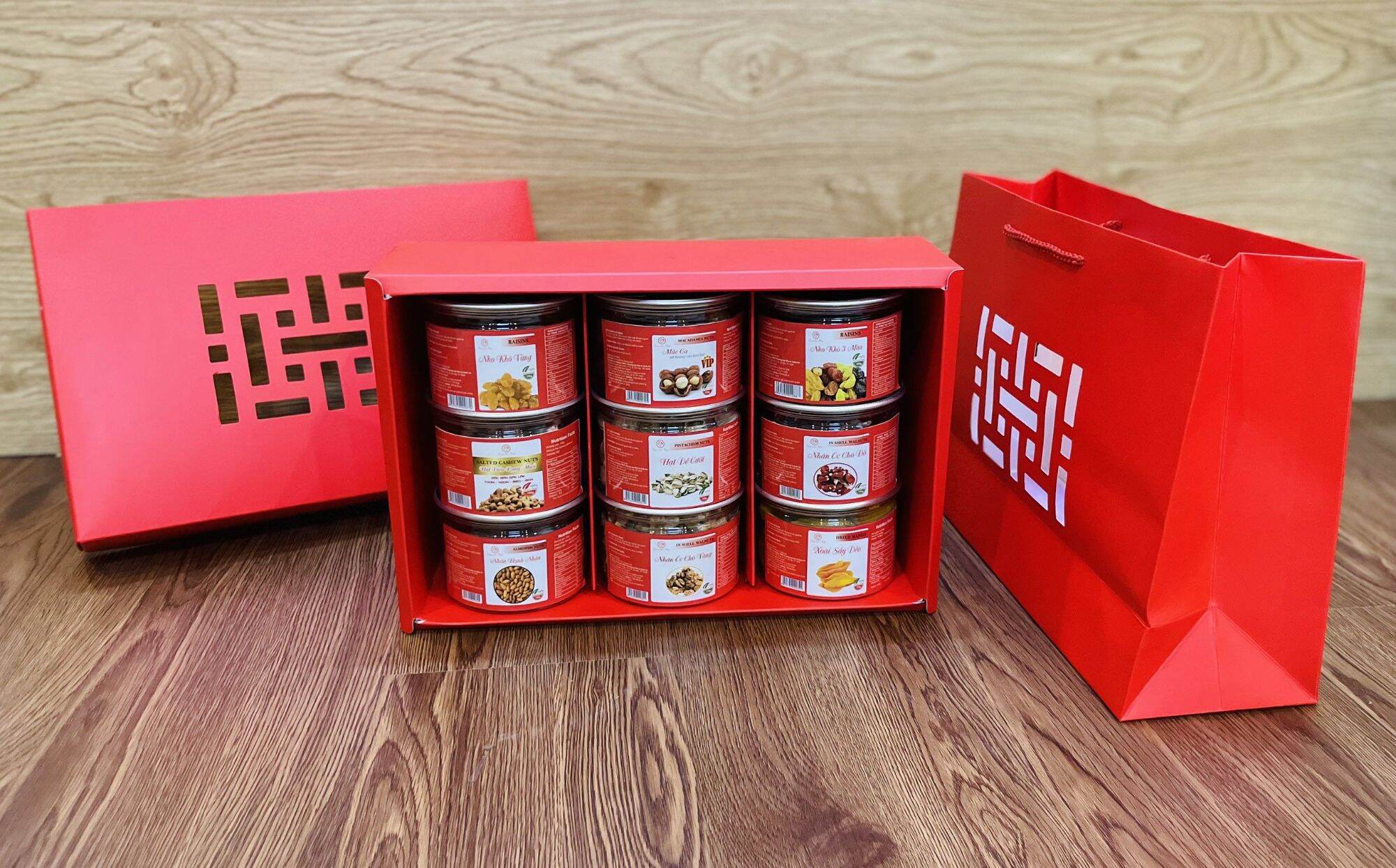 Hộp quà tặng 9 loại hạt và trái cây dinh dưỡng