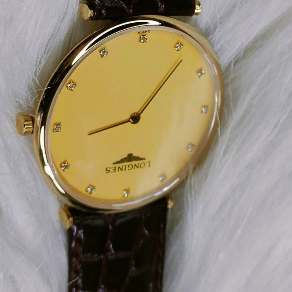 đồng hồ nam dây da sấu.Size 40mm