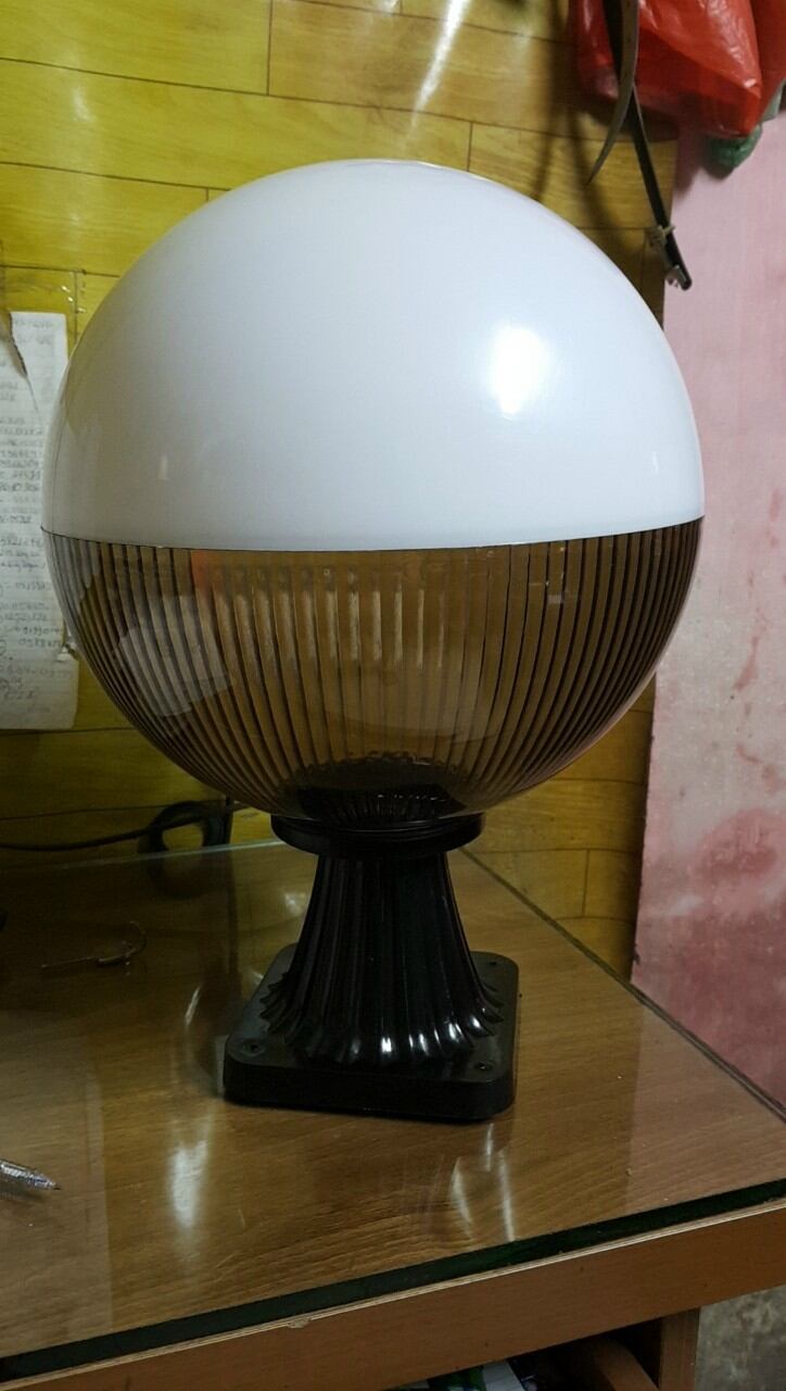 Đè cầu trụ cổng d20cm tặng kèm bóng led
