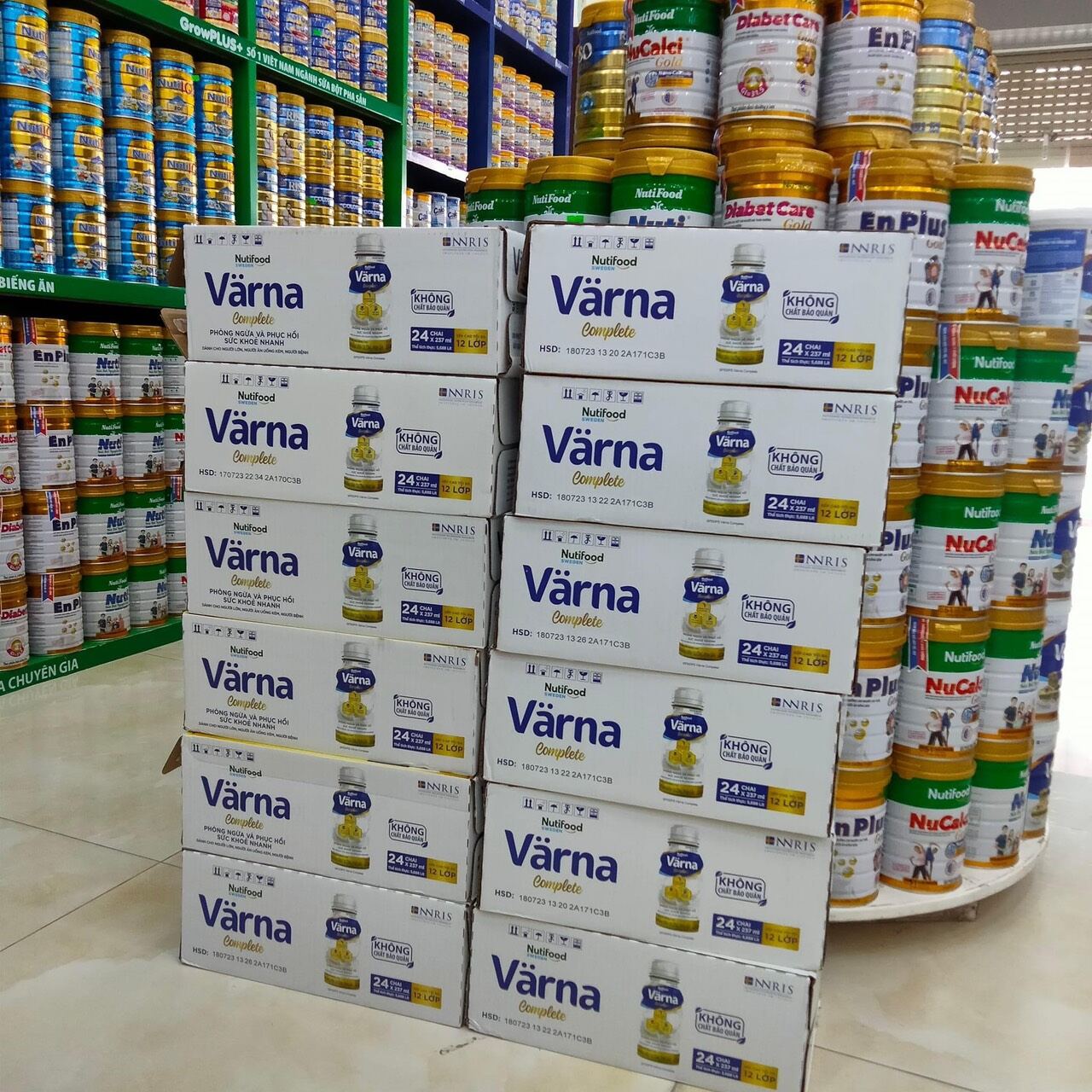 Lốc 6 Chai Sữa Bột Pha Sẵn Enplus Diamond 237ml hsd luôn mơi