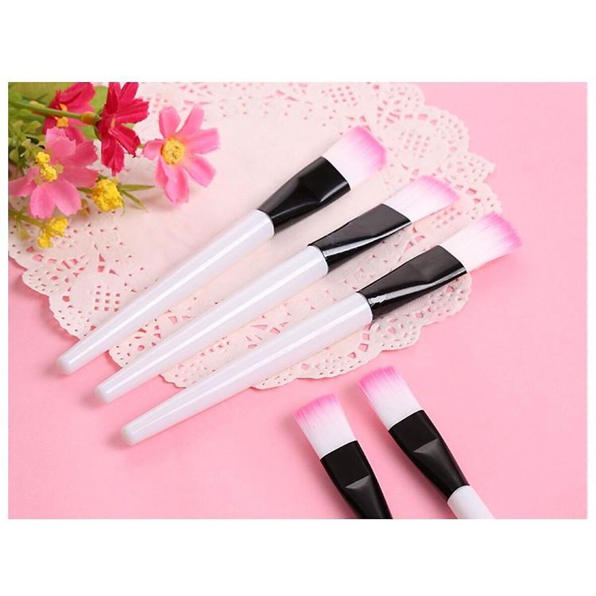 01 cây cọ quét đắp mặt nạ cán hồng