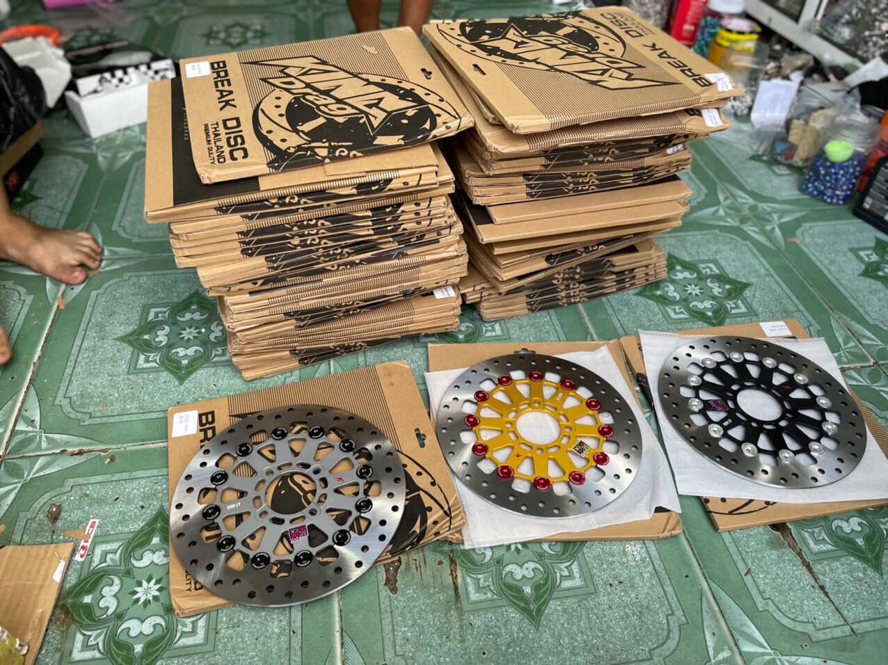 ĐĨA 4 LỖ KINGDRAG VER2 SIZE 267MM LÒNG NHÔM CHO WAVE / SI/ EX135 / EX150/ VARIO