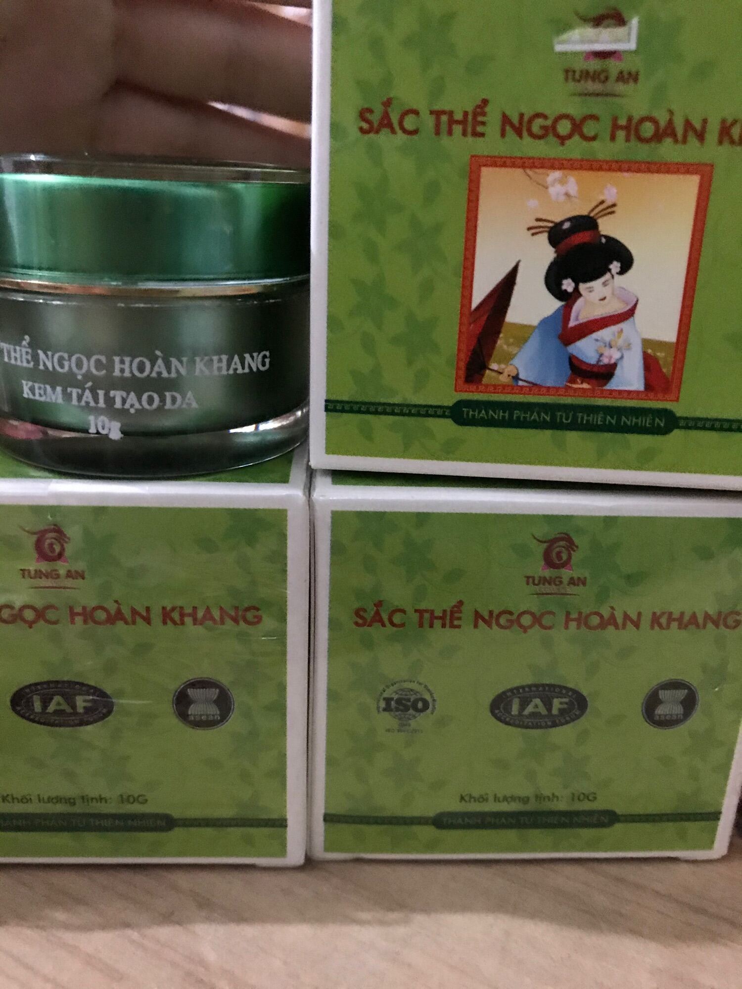 Kem Sắc Thể Ngọc Hoàn Khang Tái Tạo Da 10G