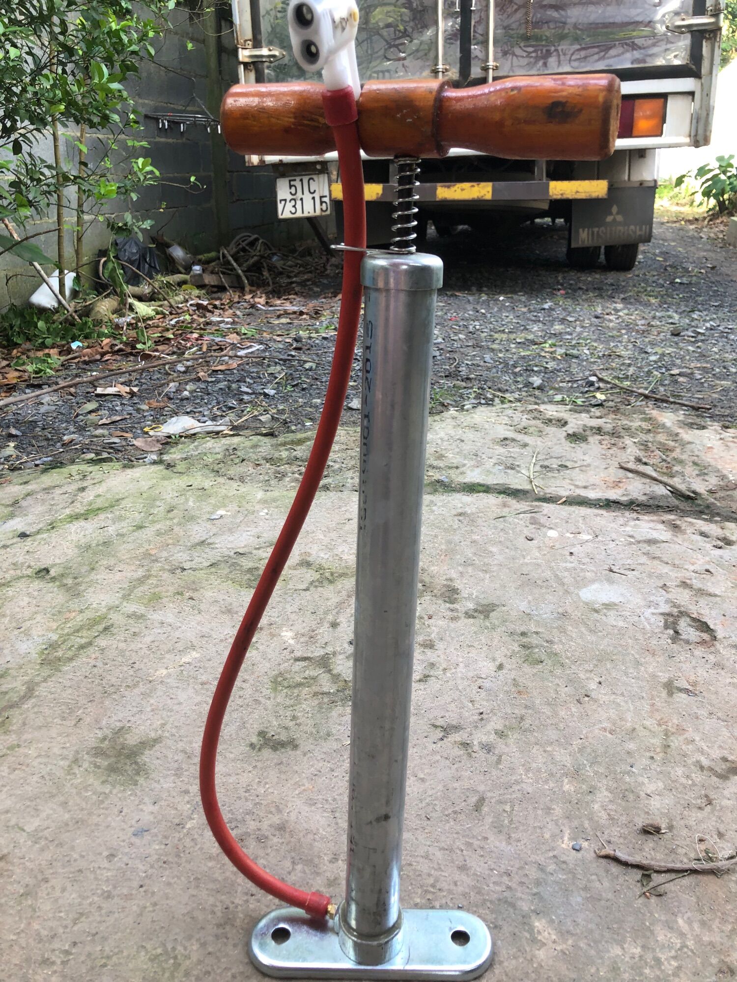 Ống bơm xe đạp xe máy _ Bơm quốc phòng bền đẹn