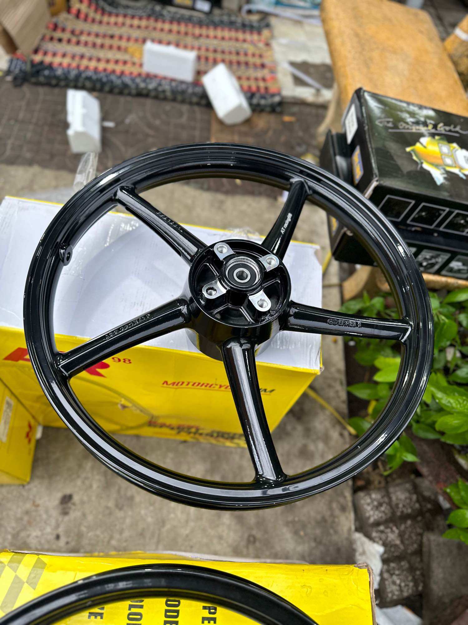 Mâm Enkei Racing 5 Cây Sonic 1.4 1.6