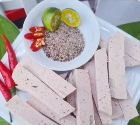 CHẢ LỤA nhà làm  500gr /1 đòn.