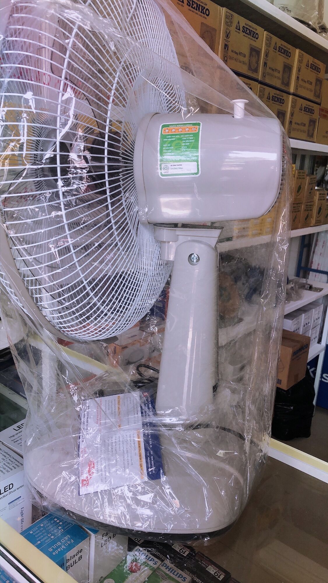 [HCM]Quạt để bàn B1616 SENKO