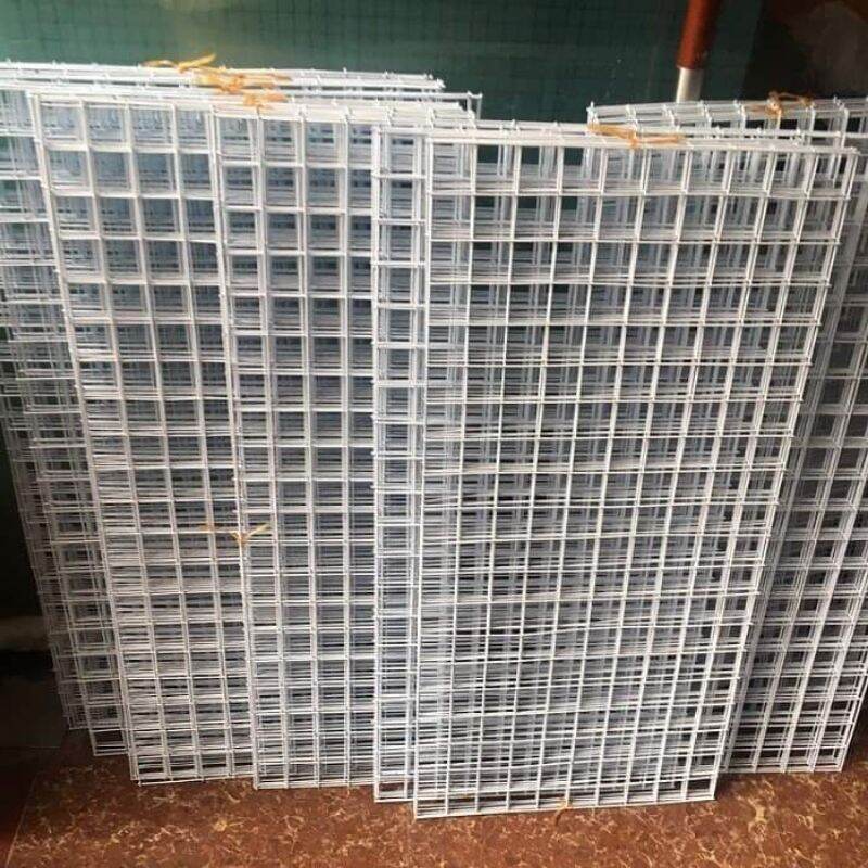Lưới treo tường sơn tĩnh điện trắng 50cmx1m 2.5li ô 3 và 5cm