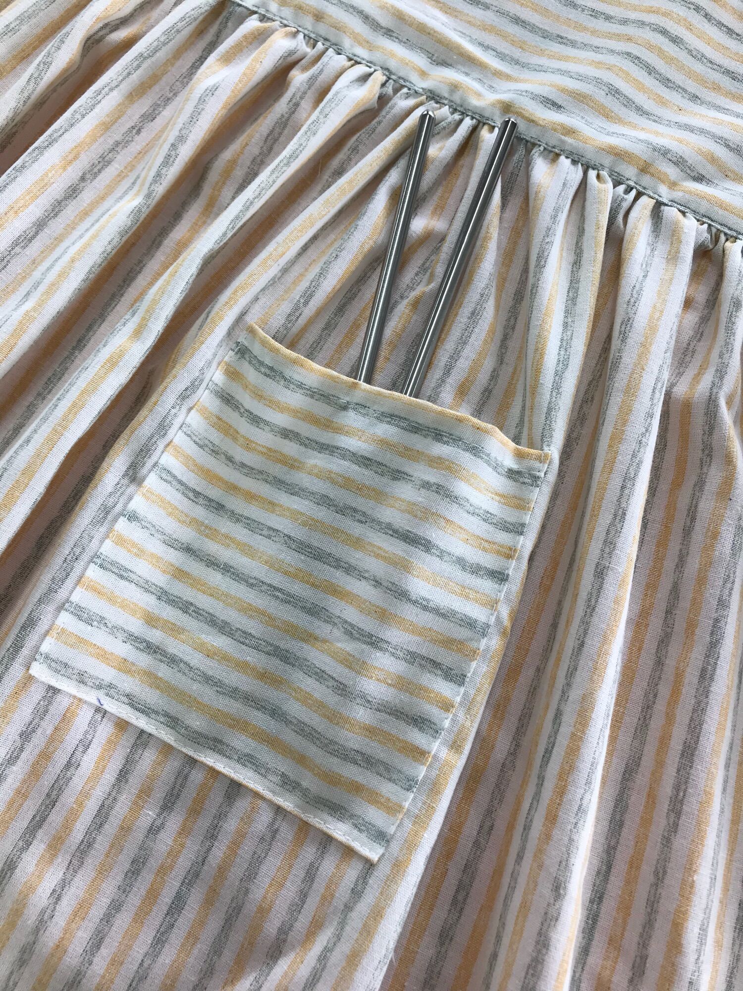 [Tạp Dề Handmade - Số lượng có hạn] Tạp dề 2 lớp, vải linen bột dày dặn.