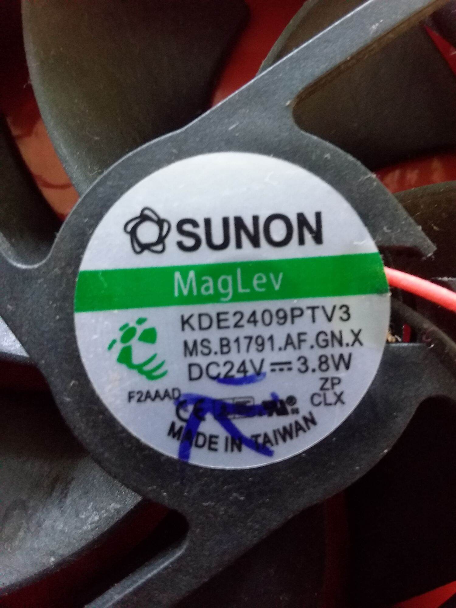 1 quạt hút sunon 24v-9cm2.5cm
