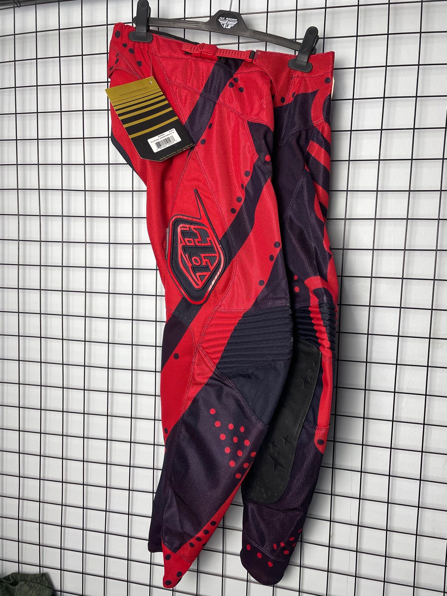 Quần Troylee SE Air Shadow