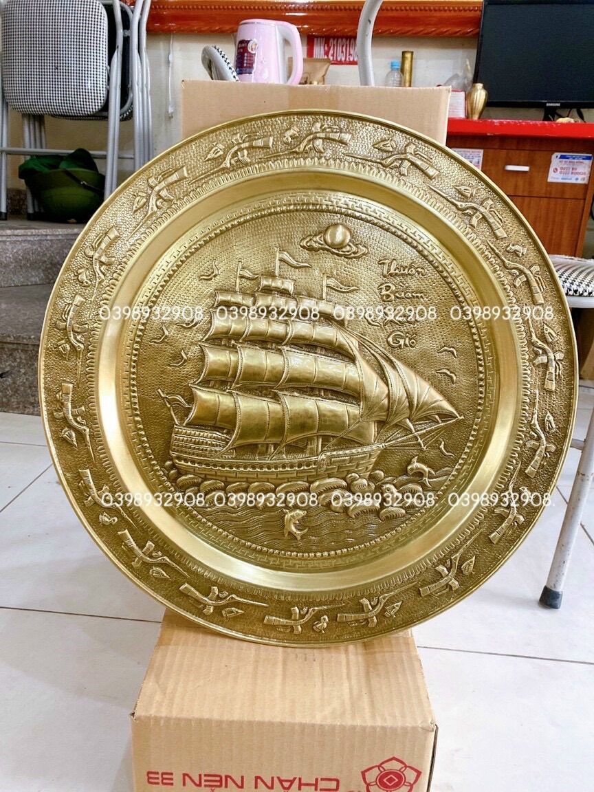 Mâm đồng nổi 52 cm hoa văn trạm thuyền buồm thuận buồm xuôi gió chất liệu bằng đồng nguyên chất bảo hành trọn đời