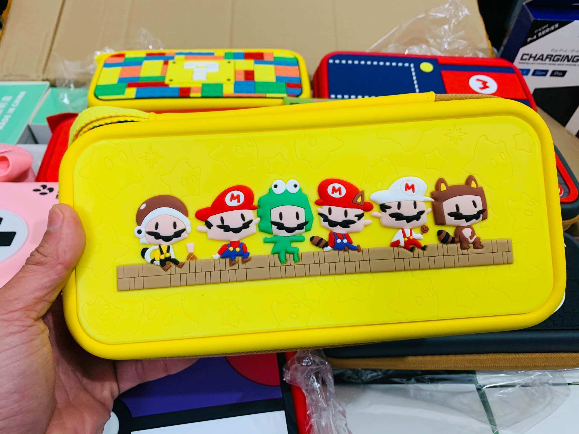 7 mẫu bao đựng máy game Nintendo Switch Oled V1 V2 hãng geekshare nguyên barcode bao đựng hộp đựng nintendo switch Oled v1 v2 - chống sốc - chống nước - chính hãng GeekShare