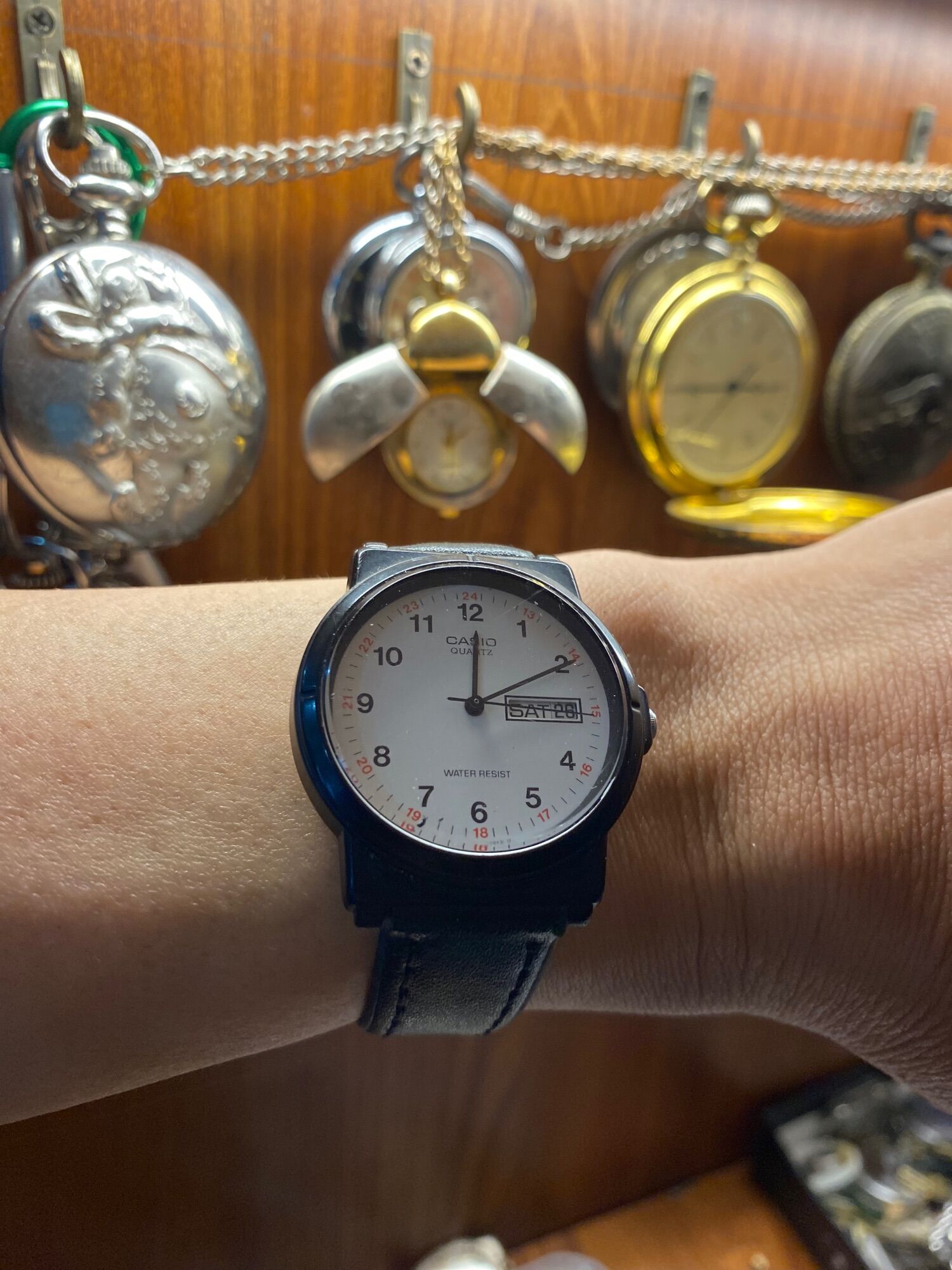 Đồng hồ nam ca.sio quartz, hai lịch size 35mm , đồng hồ học sinh