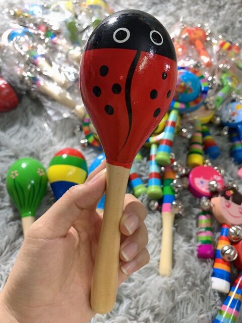 LỤC LẠC GỖ MARACAS - An toàn cho bé