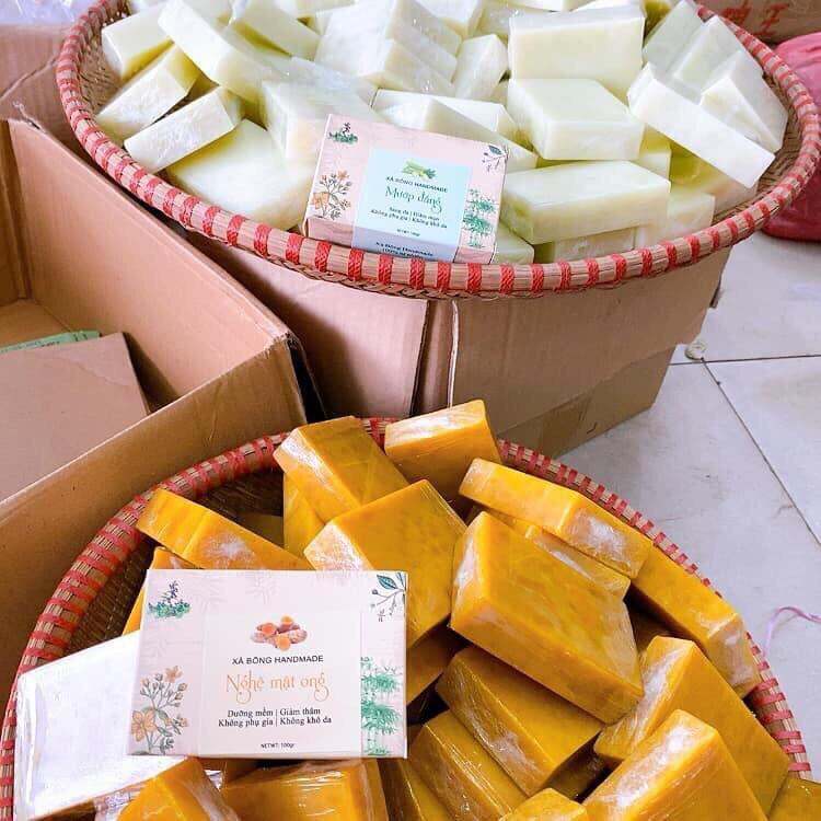 Combo xà bông nghệ mật ong + xà bông mướp đắng