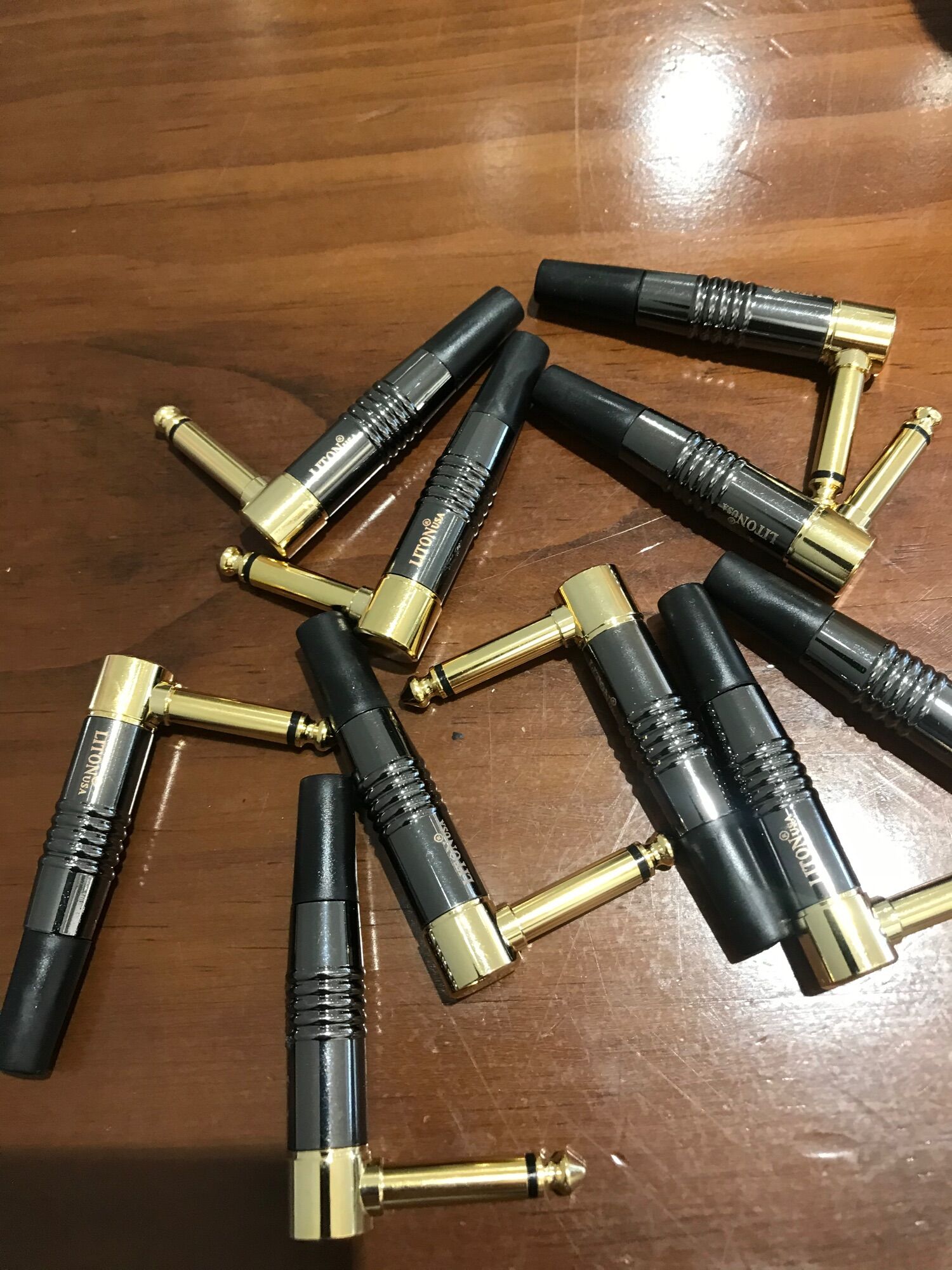 Rắc 6 ly cong Liton