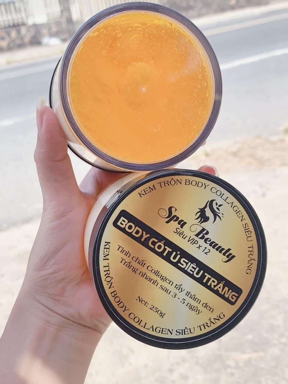 KEM BODY CỐT Ủ SIÊU TRẮNG