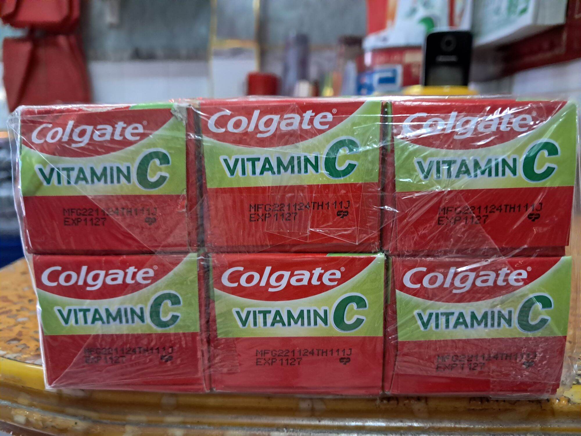 Kem Đánh răng Colgate VitaminC 170g lốc 6 cây