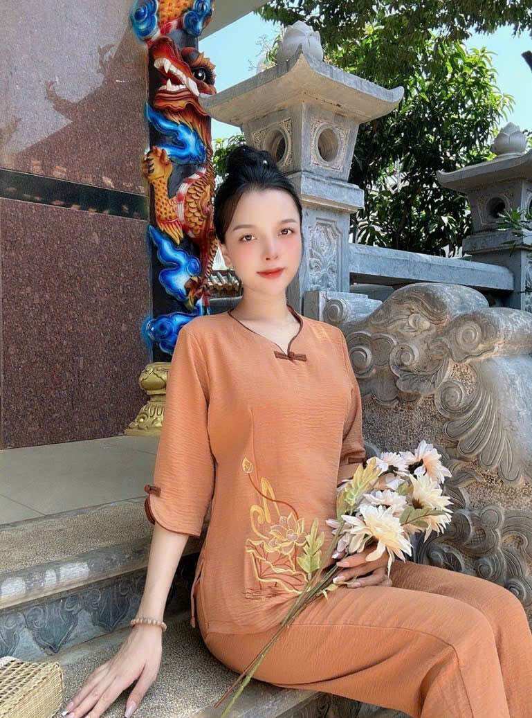 Bộ đồ lam đi chùa vải đũi cho nữ chất mịn mát