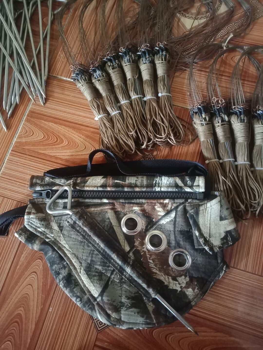Túi gà mồi
