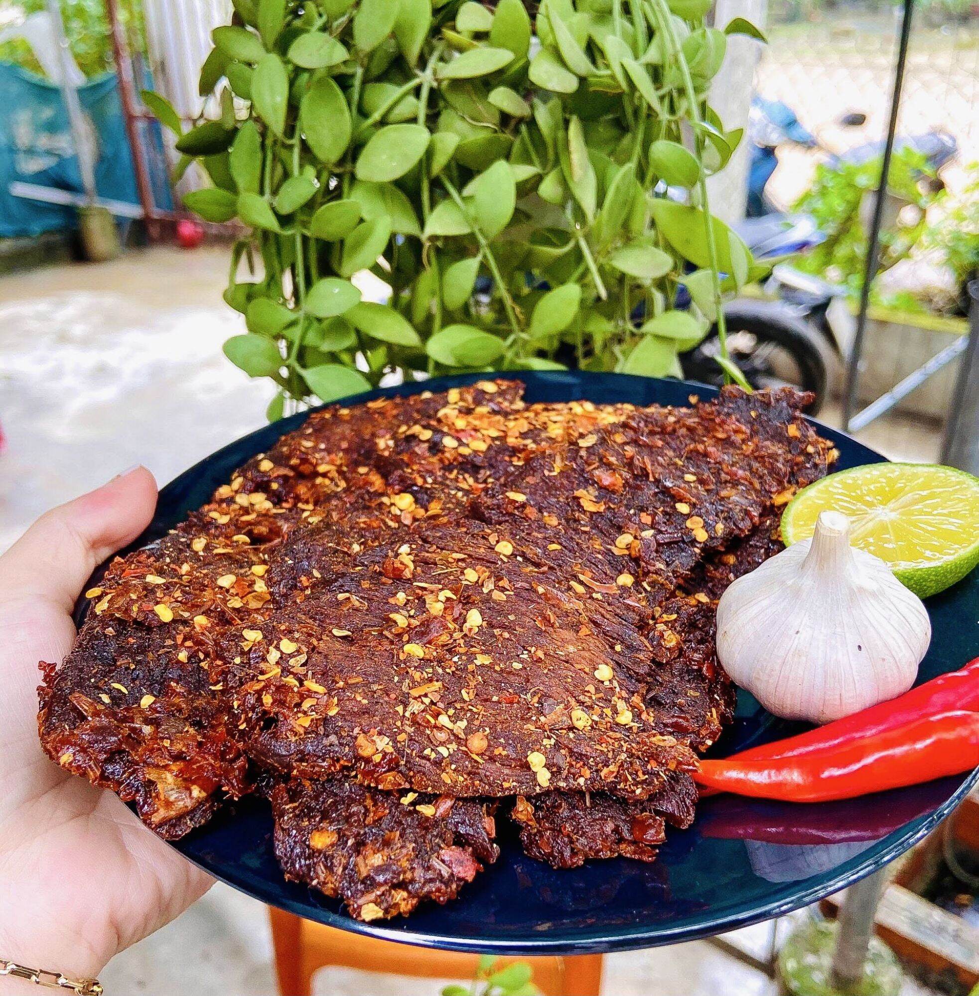 1kg Bò Khô nguyên miếng nhà làm Đặc sản Huế - Khô bò nhà làm Hương Vị Cố Đô 1kg - Khô bò đặc sản Huế