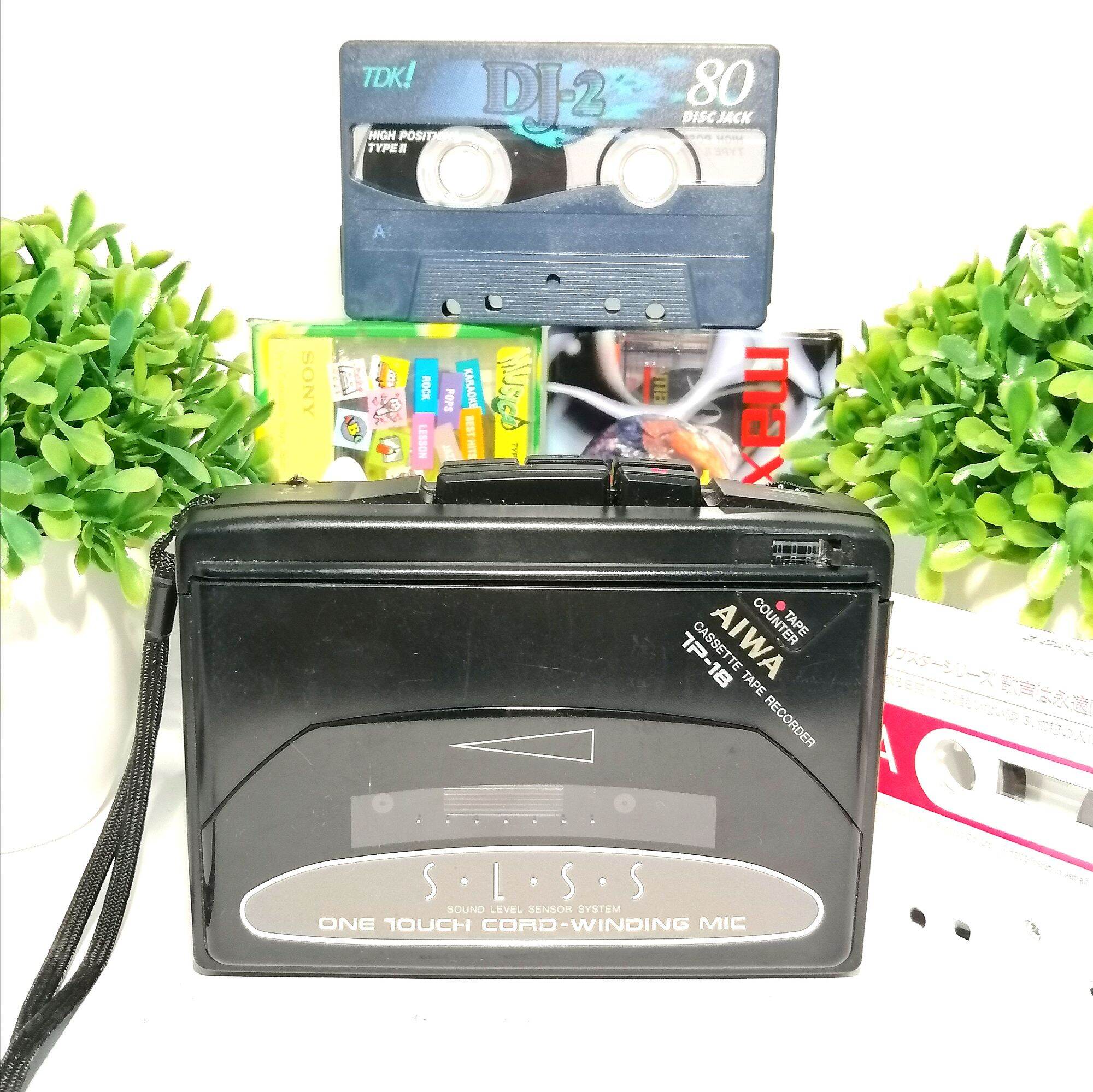 Đài cassette mini cầm tay chạy băng tape AIWA TP