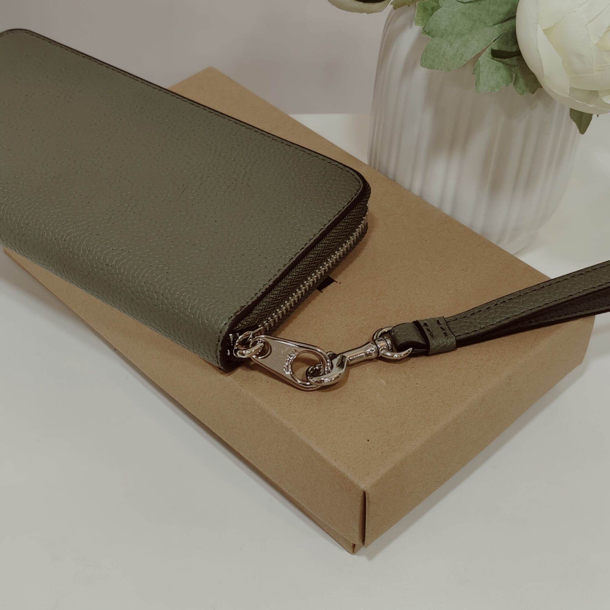 Ví COA*CH - LONG ZIP AROUND WALLET da thật xịn xò