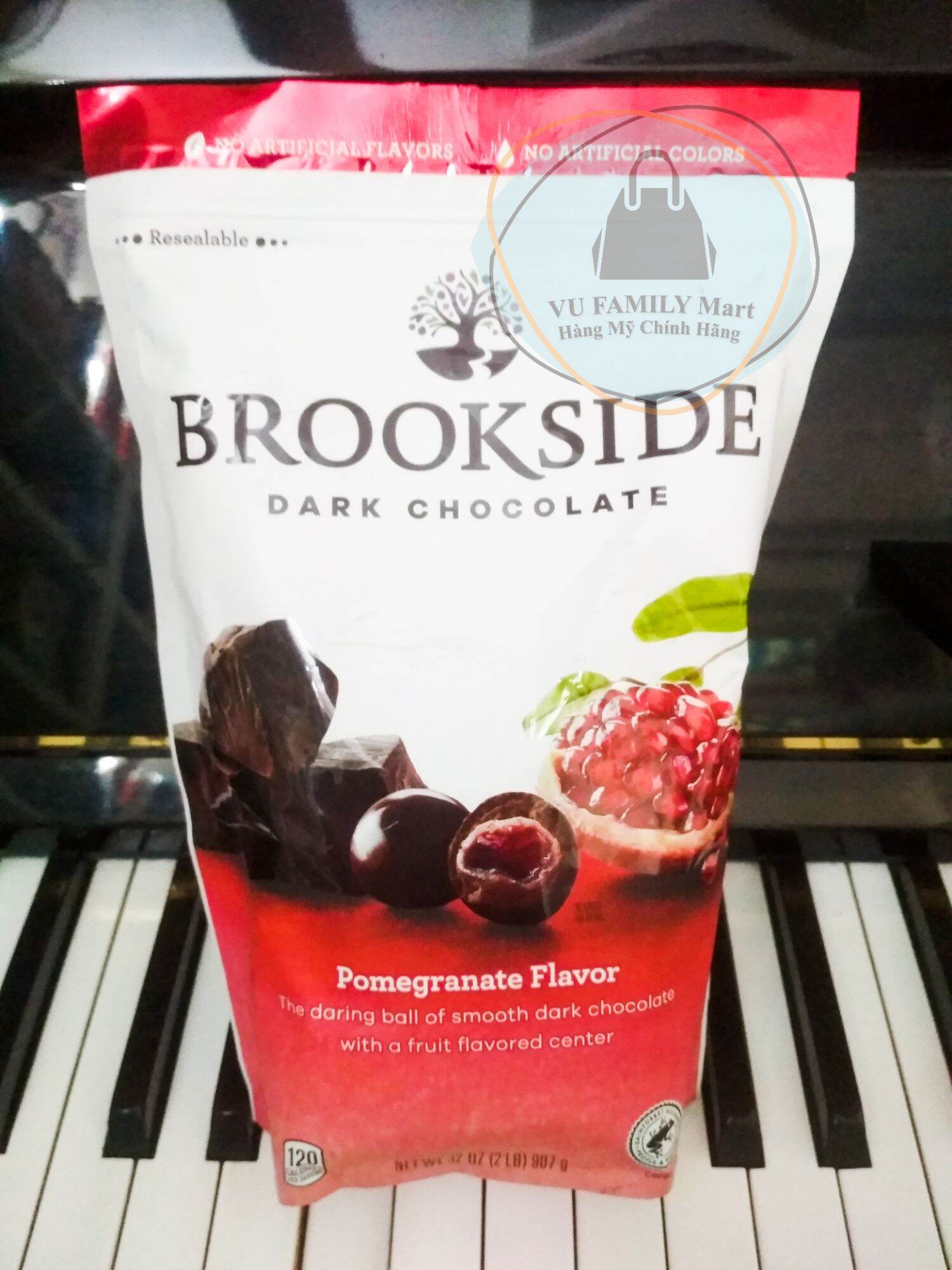 SOCOLA ĐEN NHÂN LỰU Brookside 907g Hàng Air Mỹ
