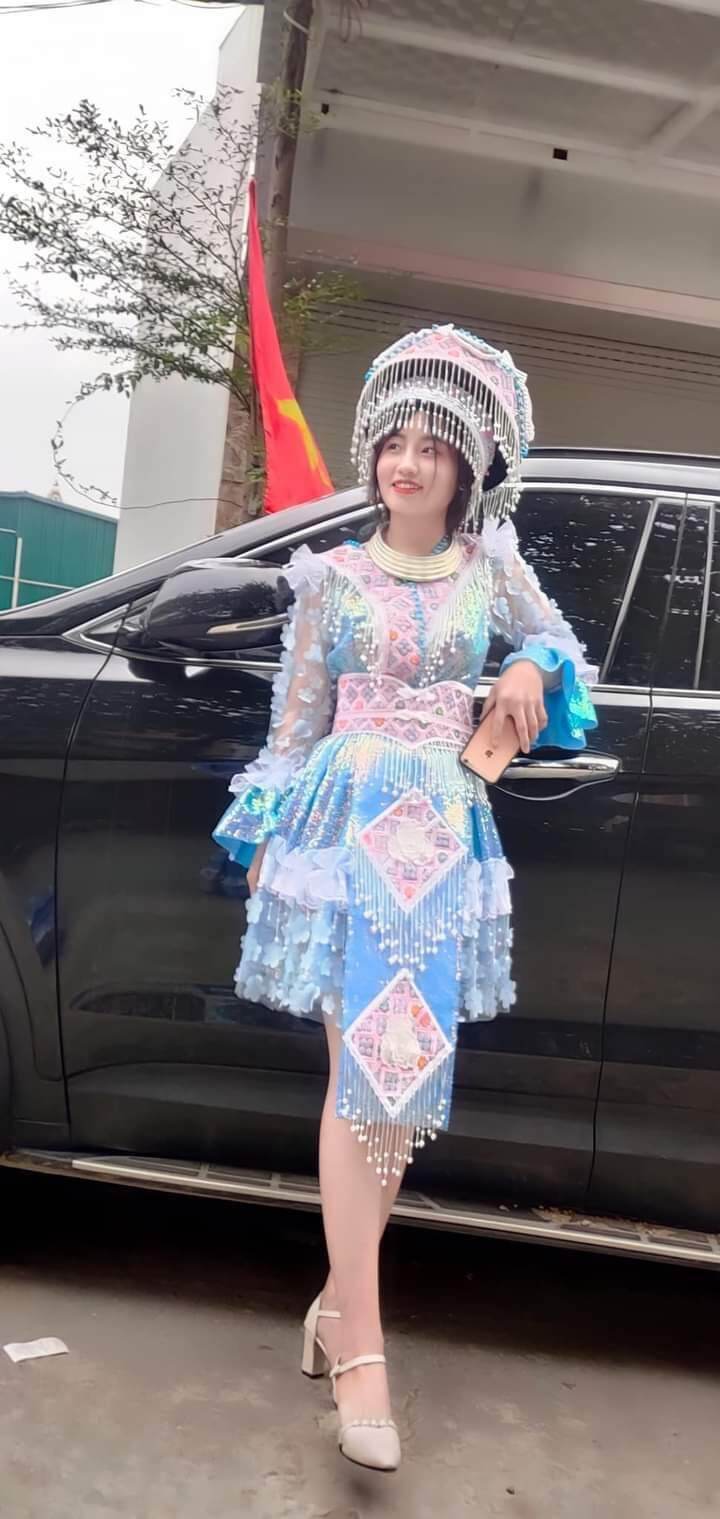 Quần áo nữ hmoob đẹp
