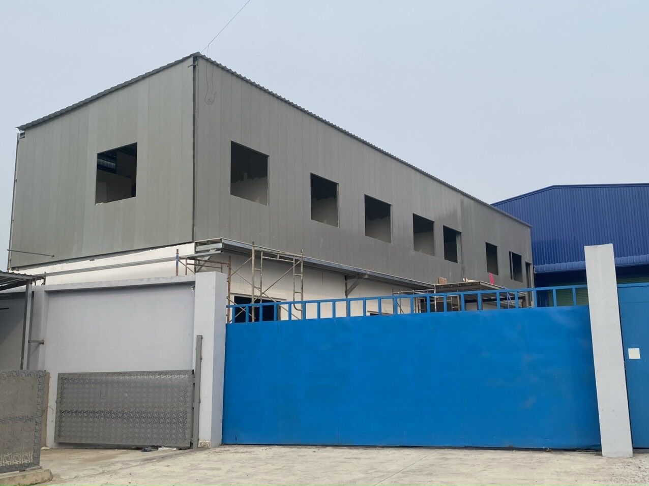 Tấm sàn nhựa chịu lực