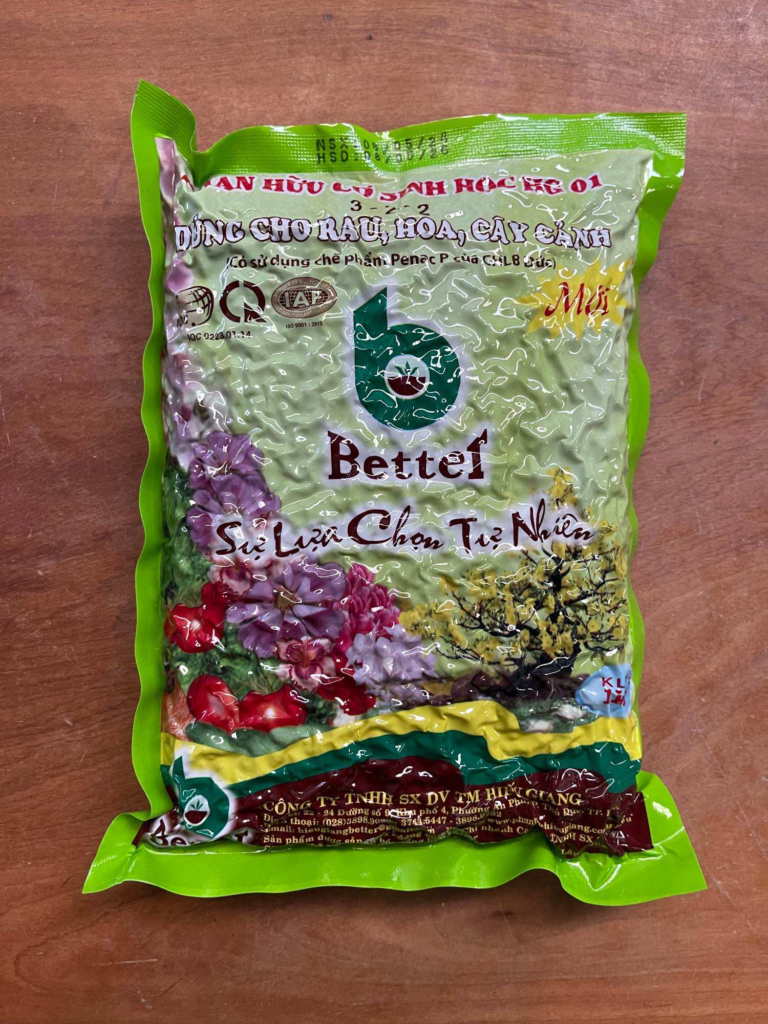PHÂN HỮU CƠ SINH HỌC HG 01 NPK: 3-2-2 + TE BETTER (gói 1kg)
