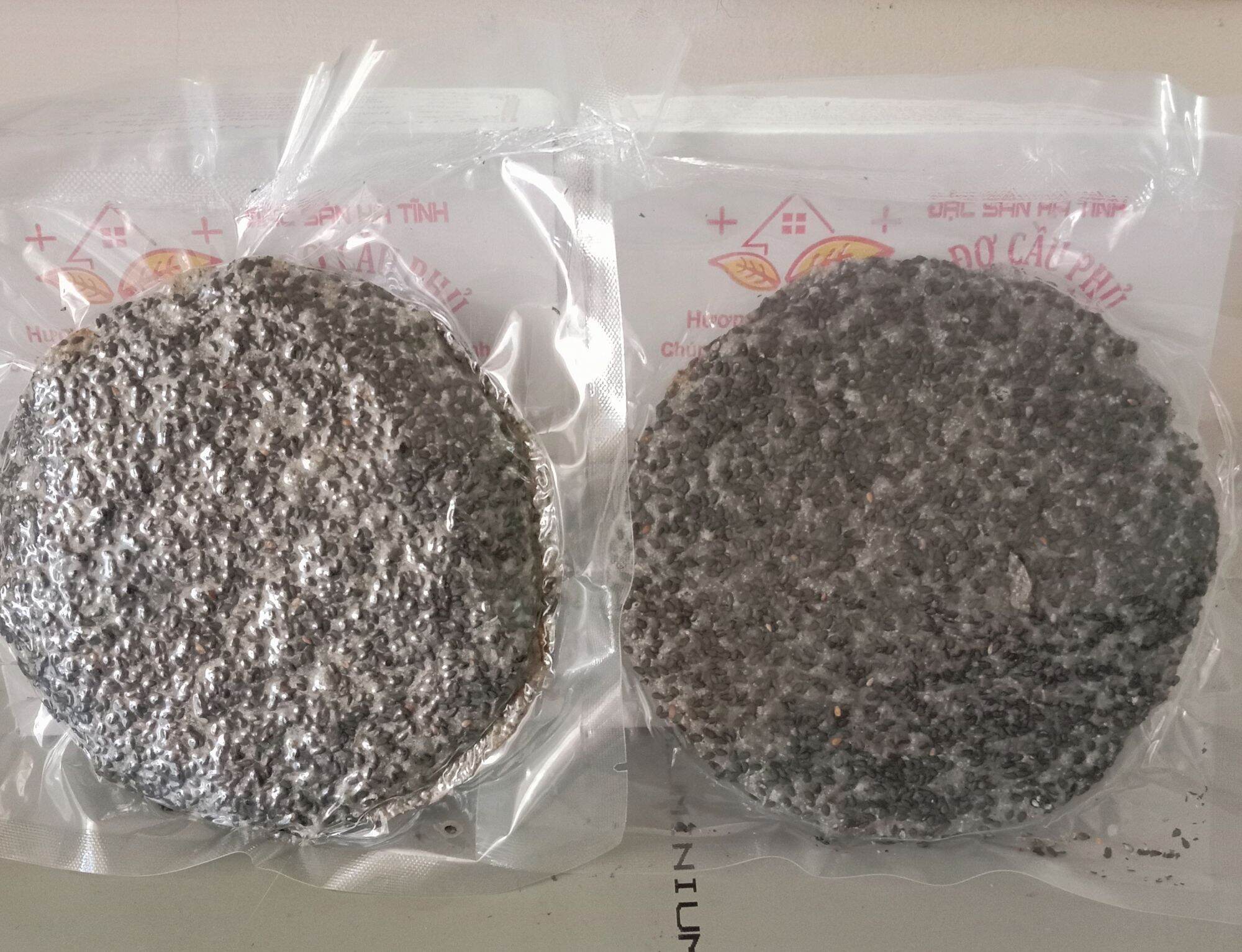 Kẹo cu đơ cầu phủ loại đặc biệt loại mè đen combo 2 hộp 900g 10 tấm