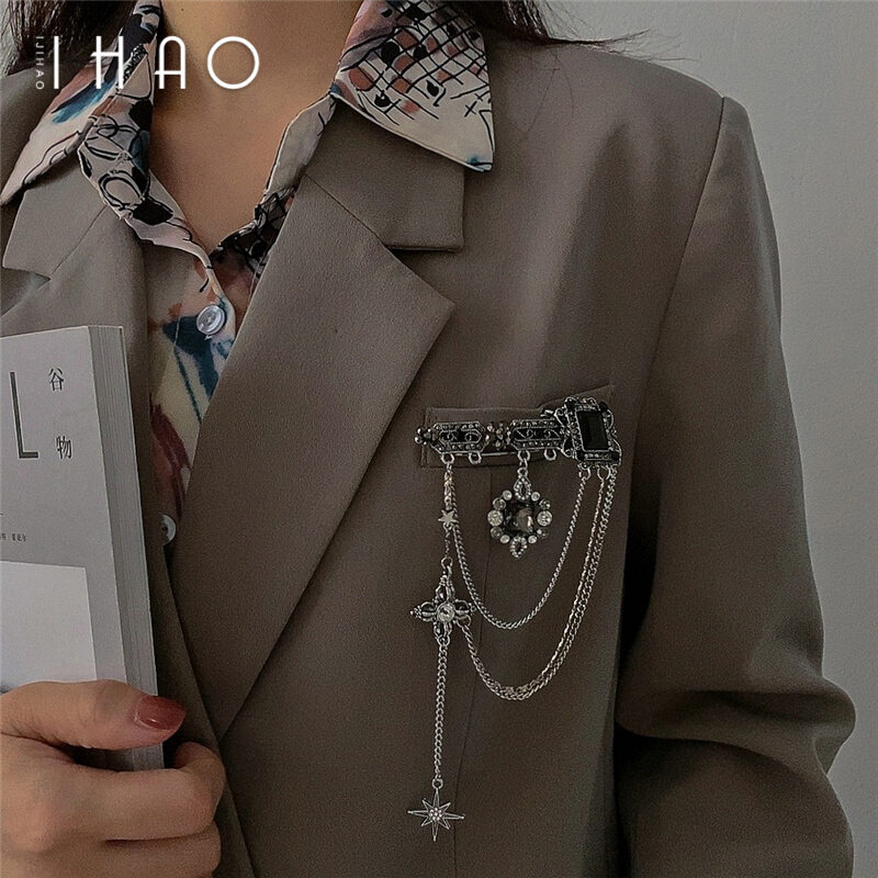 Thời Trang Màu Đen Đậm Tua Rua Thổ Cẩm Phong Cách Vintage Phù Hợp Với Quần Áo Trang Trí Cao Cấp 2024 Mới Hợp Thời Trang Ngực Pin Dành Cho Nữ